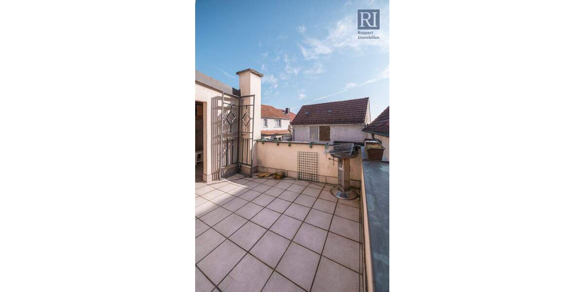 Mehrfamilienhaus, Wohnhaus Rimpar - 6 Zimmer, 187 m&sup2;, 278.000&euro; | Angebot:25909246