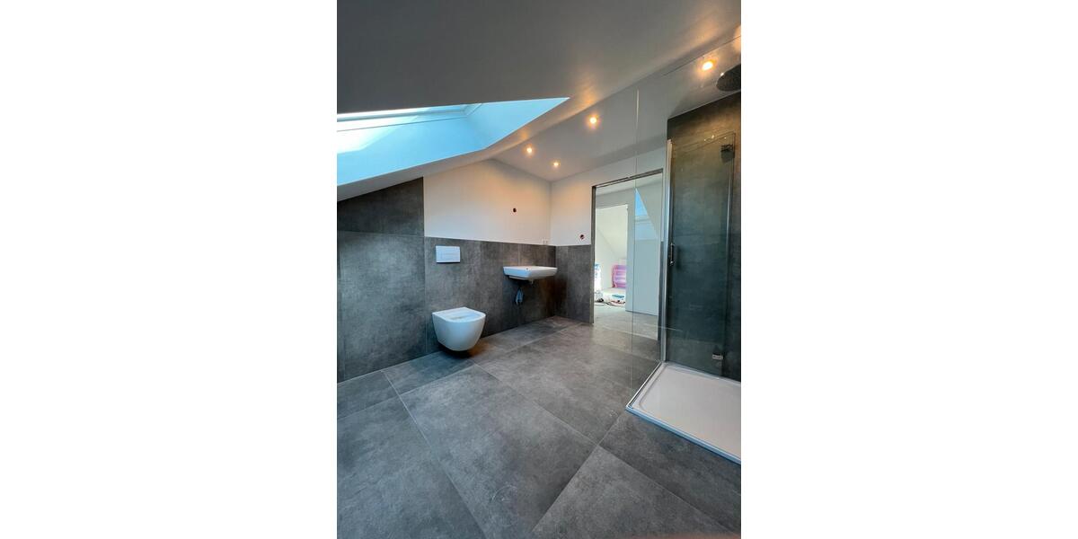 Dachgeschoßwohnung Knetzgau - 3 Zimmer, 70 m&sup2;, 700&euro; | Angebot:26045180