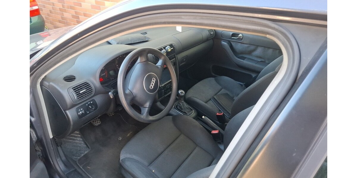 Audi A3 227.232 km 1.200 &euro; Euerdorf 97717