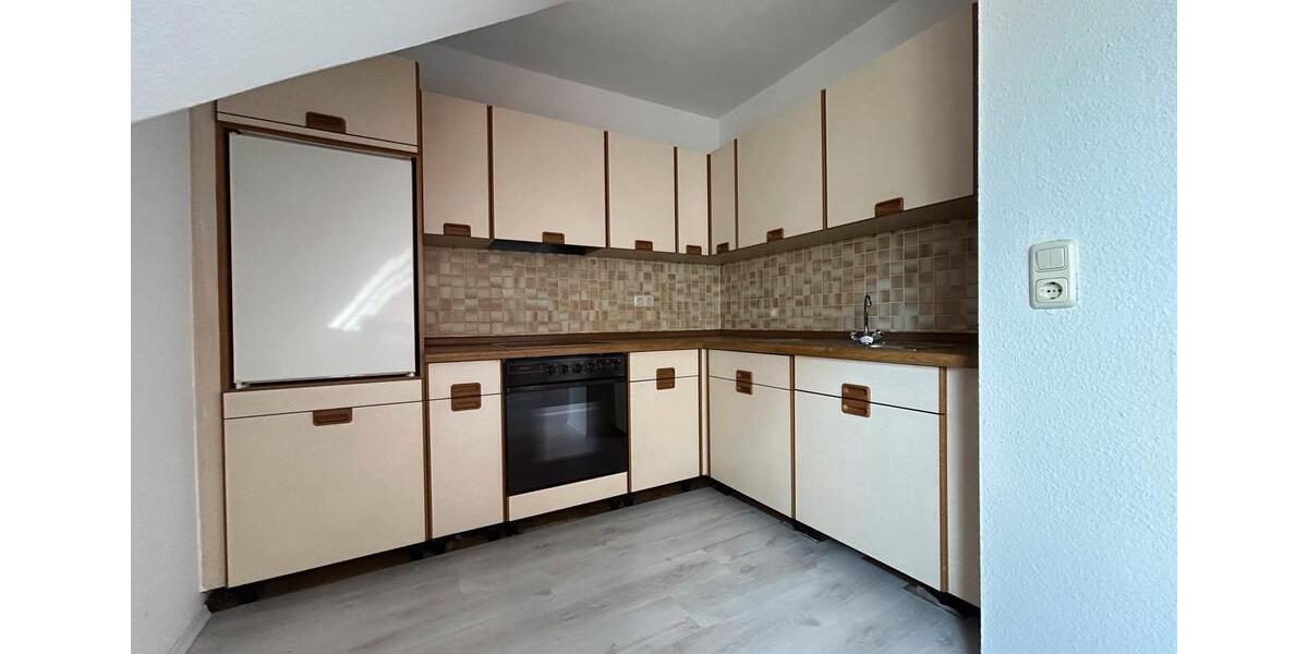 Dachgeschoßwohnung Dittelbrunn - 1 Zimmer, 30 m&sup2;, 550&euro; | Angebot:26047339