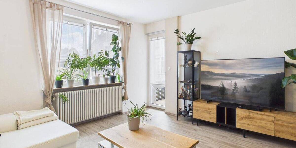 Etagenwohnung Schweinfurt Innenstadt - 3 Zimmer, 75 m&sup2;, 195.000&euro; | Angebot:26796882