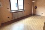 Einfamilienhaus Hofheim - 9 Zimmer, 200 m&sup2;, 270.000&euro; | Angebot:26930429