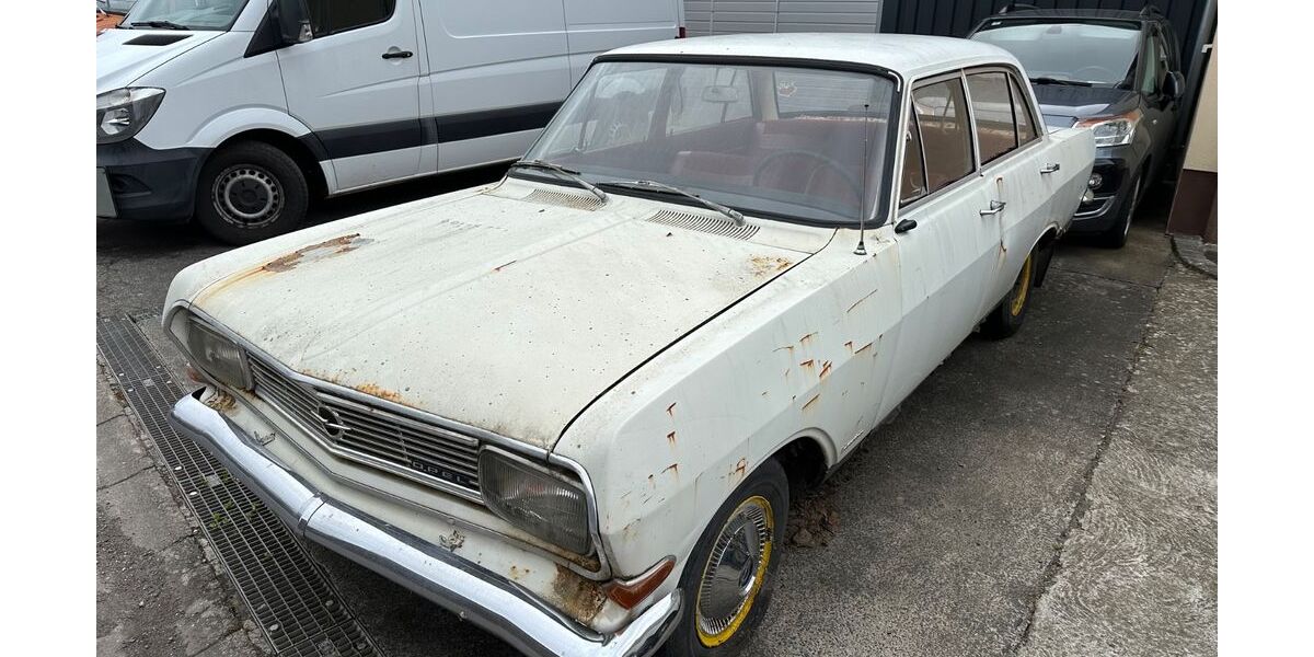 Opel Rekord 38.185 km 999 &euro; Hofheim 97461