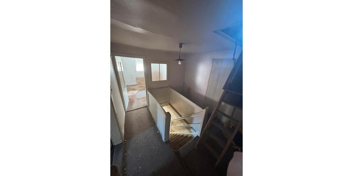 Doppelhaushälfte Dettelbach - 4 Zimmer, 152 m&sup2;, 124.000&euro; | Angebot:26044953