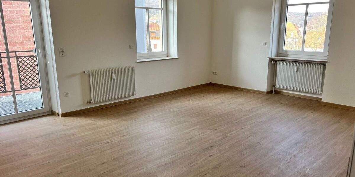 Etagenwohnung Bad Kissingen - 2 Zimmer, 70 m&sup2;, 880&euro; | Angebot:25707714