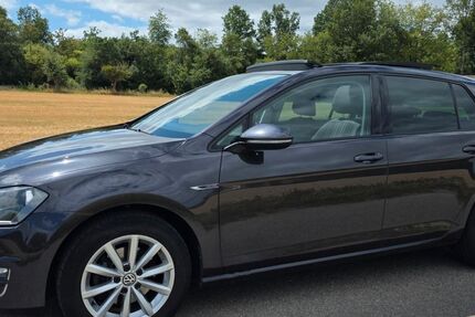 VW Golf 128.100 km 8.900 &euro; Poppenhausen 97490