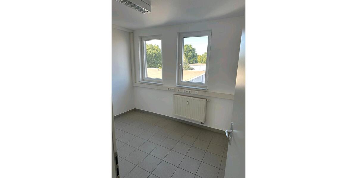 Gewerbeobjekt Werneck - 8&euro; | Angebot:26690524