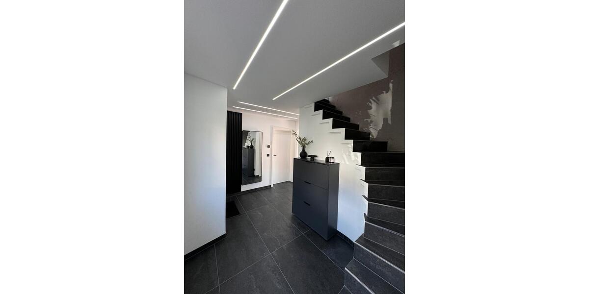 Einfamilienhaus Dittelbrunn - 7 Zimmer, 220 m&sup2;, 875.000&euro; | Angebot:26943854