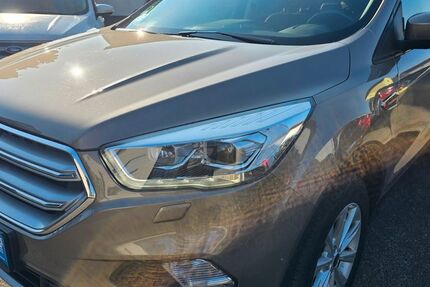 Ford Kuga 54.000 km 18.999 &euro; Knetzgau 97478