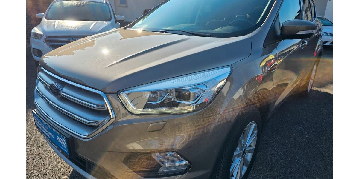 Ford Kuga 54.000 km 18.999 &euro; Knetzgau 97478