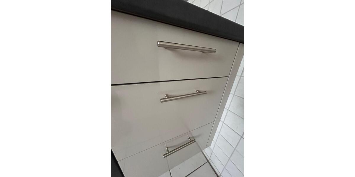 Etagenwohnung Niederwerrn - 3 Zimmer, 118 m&sup2;, 875&euro; | Angebot:25491560