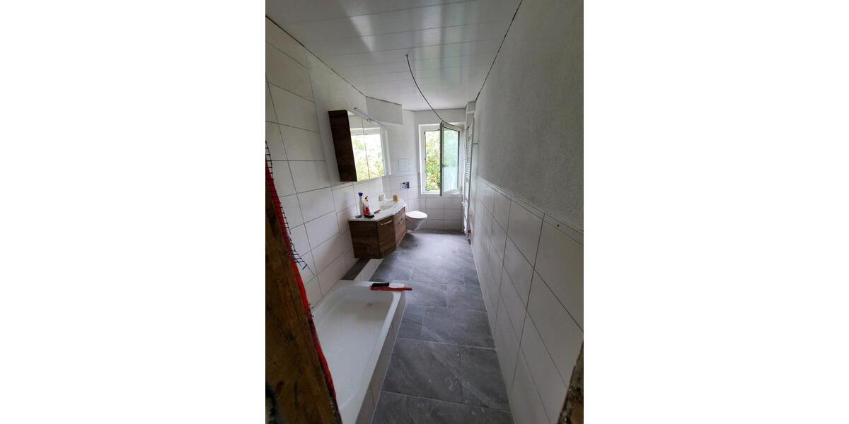 Etagenwohnung Estenfeld - 3 Zimmer, 64 m&sup2;, 65.000&euro; | Angebot:25589365