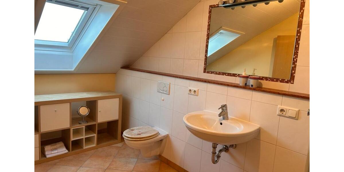 Doppelhaushälfte Niederwerrn - 7 Zimmer, 140 m&sup2;, 425.000&euro; | Angebot:25605904