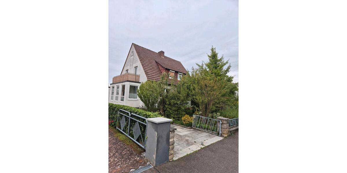 Einfamilienhaus Gerolzhofen - 5 Zimmer, 123 m&sup2;, 250.000&euro; | Angebot:25917862