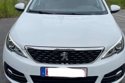 Peugeot 308 4.700 km 17.499 &euro; Haßfurt 97437