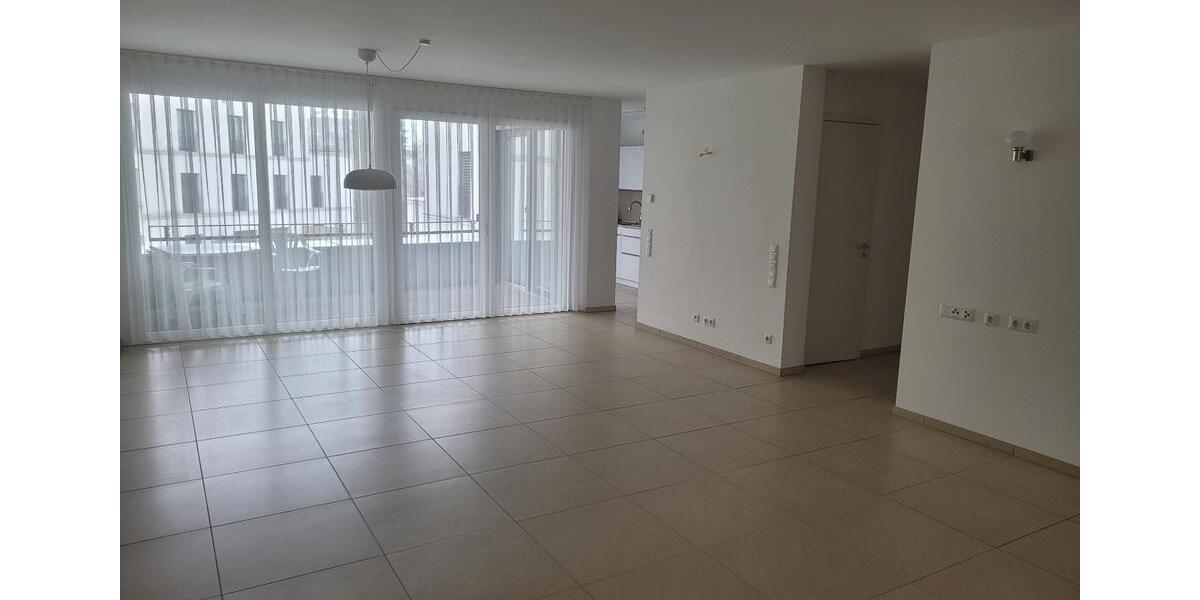 Etagenwohnung Schweinfurt Gartenstadt - 3 Zimmer, 105 m&sup2;, 1.150&euro; | Angebot:25975847