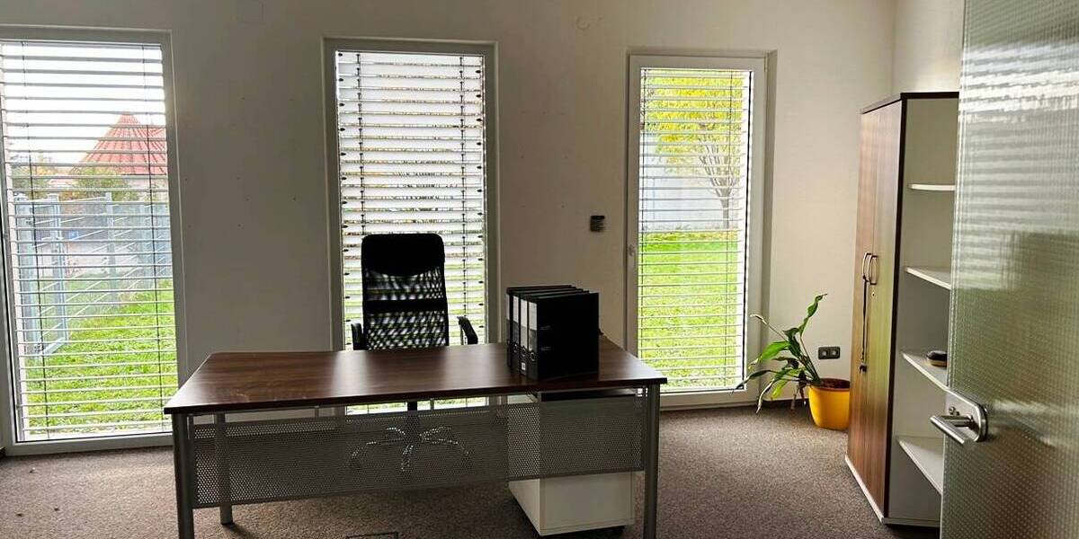 Gewerbeobjekt Haßfurt - 4 Zimmer, 675.000&euro; | Angebot:25797409