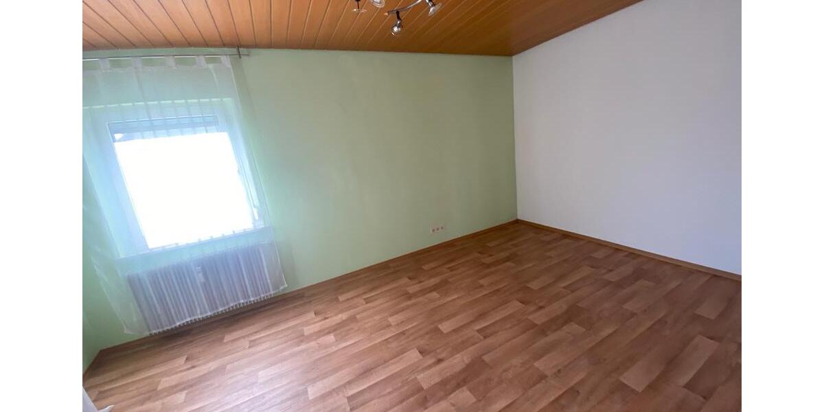Erdgeschoßwohnung Schonungen Forst - 4 Zimmer, 115 m&sup2;, 880&euro; | Angebot:26122457