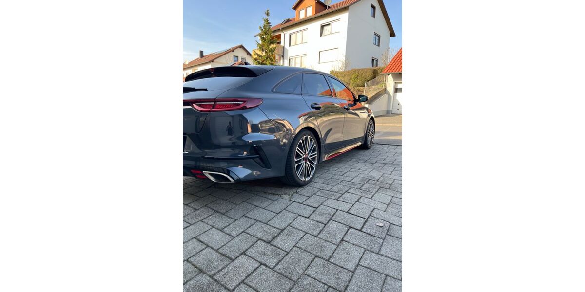 Kia pro ceed / ProCeed 87.800 km 20.650 &euro; Dittelbrunn 97456