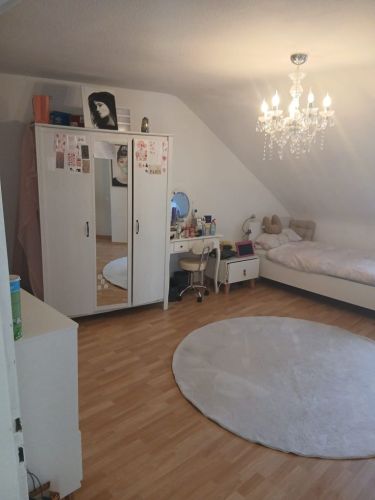 Hochwertige 4-Zimmer-Mietwohnung im Zentrum von 97421 Schweinfurt - Dachgeschoßwohnung Schweinfurt Schweinfurt | Angebot:26750511