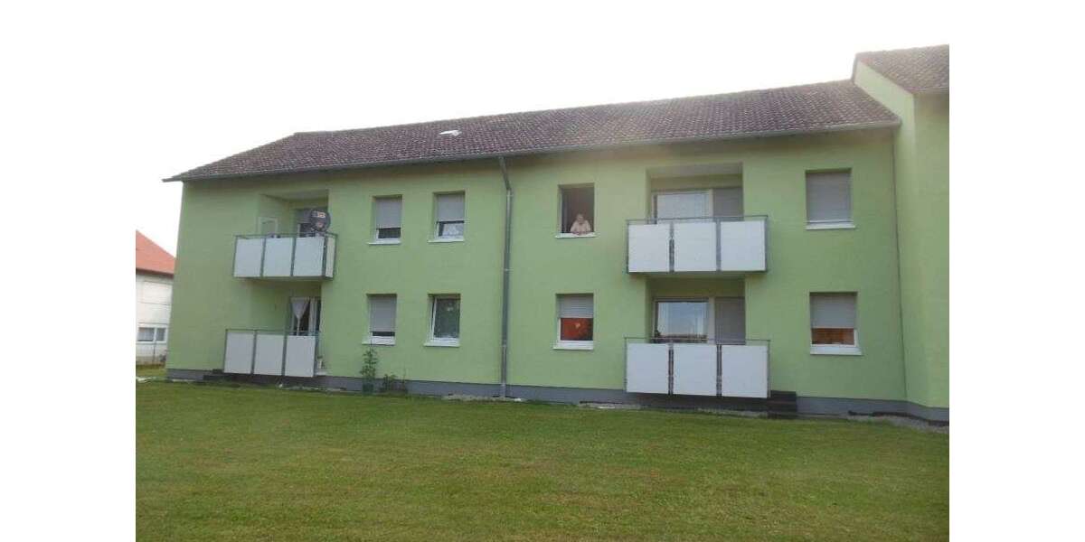 Etagenwohnung Oerlenbach - 4 Zimmer, 90 m&sup2;, 628&euro; | Angebot:25217708