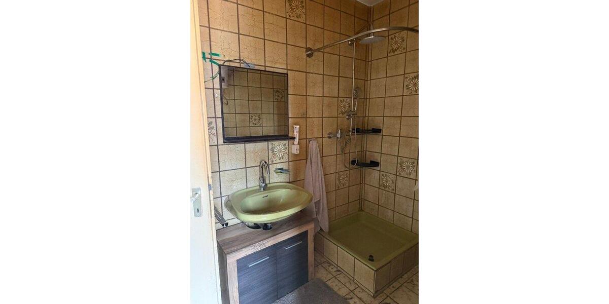 Einfamilienhaus Oberschwarzach - 5 Zimmer, 180 m&sup2;, 149.000&euro; | Angebot:26539804
