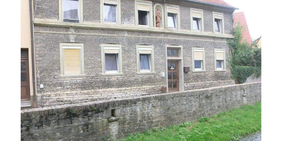 Bauernhaus, Landhaus Dettelbach - 5 Zimmer, 170 m&sup2;, 148.000&euro; | Angebot:25877190