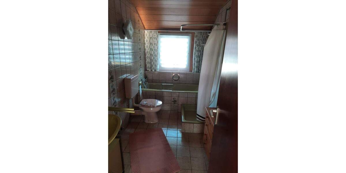 Mehrfamilienhaus, Wohnhaus Michelau i.Steigerwald Michelau - 6 Zimmer, 211 m&sup2;, 360.000&euro; | Angebot:25733230