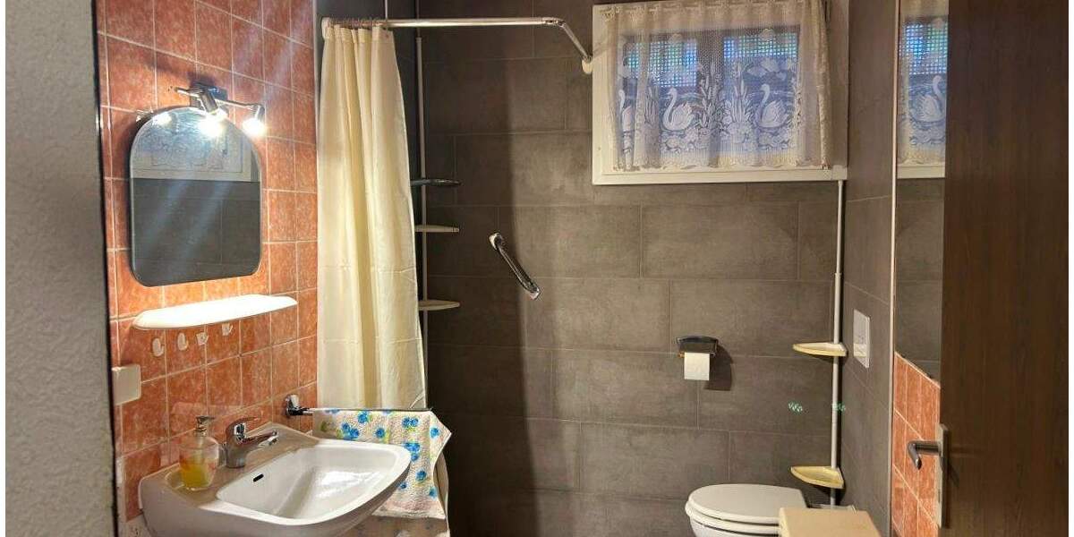 Doppelhaushälfte Stadtlauringen Wettringen - 4 Zimmer, 114 m&sup2;, 219.000&euro; | Angebot:25729020