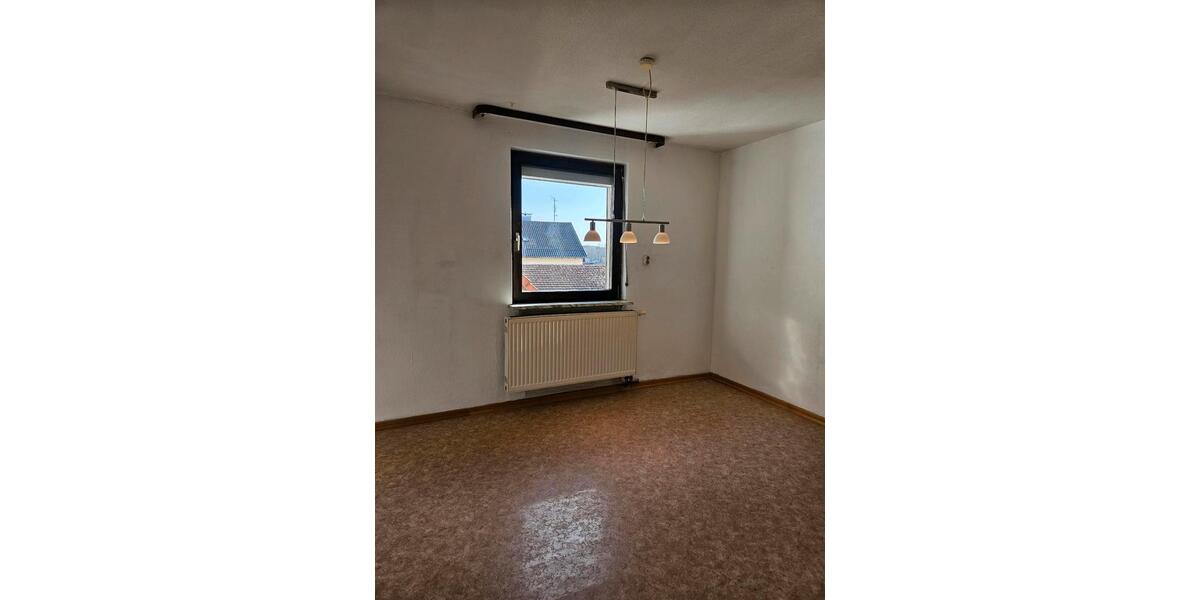 Maisonettenwohnung Hohenroth - 5 Zimmer, 96 m&sup2;, 950&euro; | Angebot:25792139