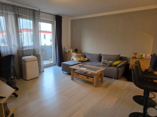 2-Zimmer-Eigentumswohnung, Balkon mit Panoramablick in 97525 Schwebheim (ID 10580) - Etagenwohnung Schwebheim Schwebheim , Unterfr | Angebot:25626114
