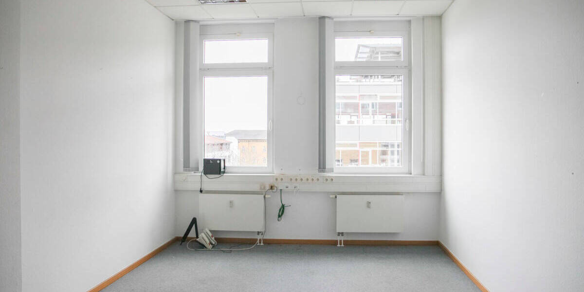 Gewerbeobjekt Schweinfurt Innenstadt - 5 Zimmer, 248 m&sup2;, 1.984&euro; | Angebot:25734201