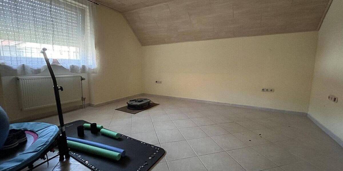 Einfamilienhaus Aidhausen Nassach - 1 Zimmer, 370 m&sup2;, 399.000&euro; | Angebot:25682634