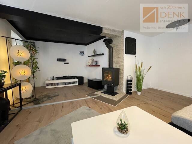 Einfamilienhaus Prichsenstadt Neudorf - 3 Zimmer, 80 m&sup2;, 193.000&euro; | Angebot:25940501