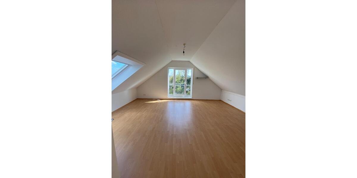 Einfamilienhaus Haßfurt - 6 Zimmer, 177 m&sup2;, 1.650&euro; | Angebot:24333611