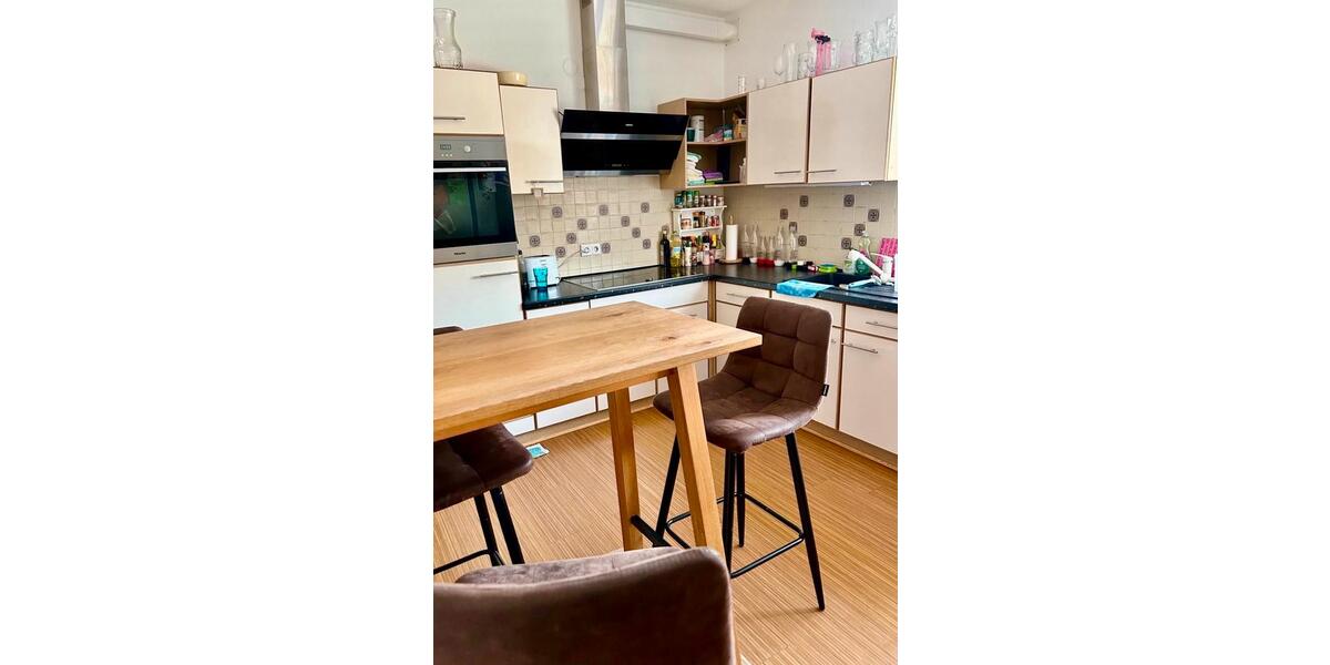 Einfamilienhaus Elfershausen - 5 Zimmer, 145 m&sup2;, 1.200&euro; | Angebot:25942049