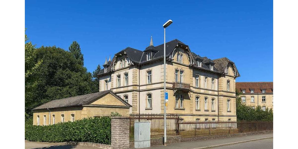 Einfamilienhaus Bad Kissingen - 43 Zimmer, 606 m&sup2;, 1.200.000&euro; | Angebot:24767763