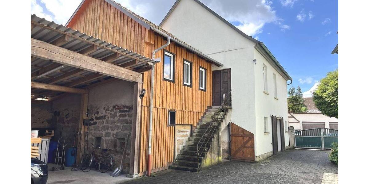 Einfamilienhaus Hofheim - 9 Zimmer, 200 m&sup2;, 270.000&euro; | Angebot:26930429