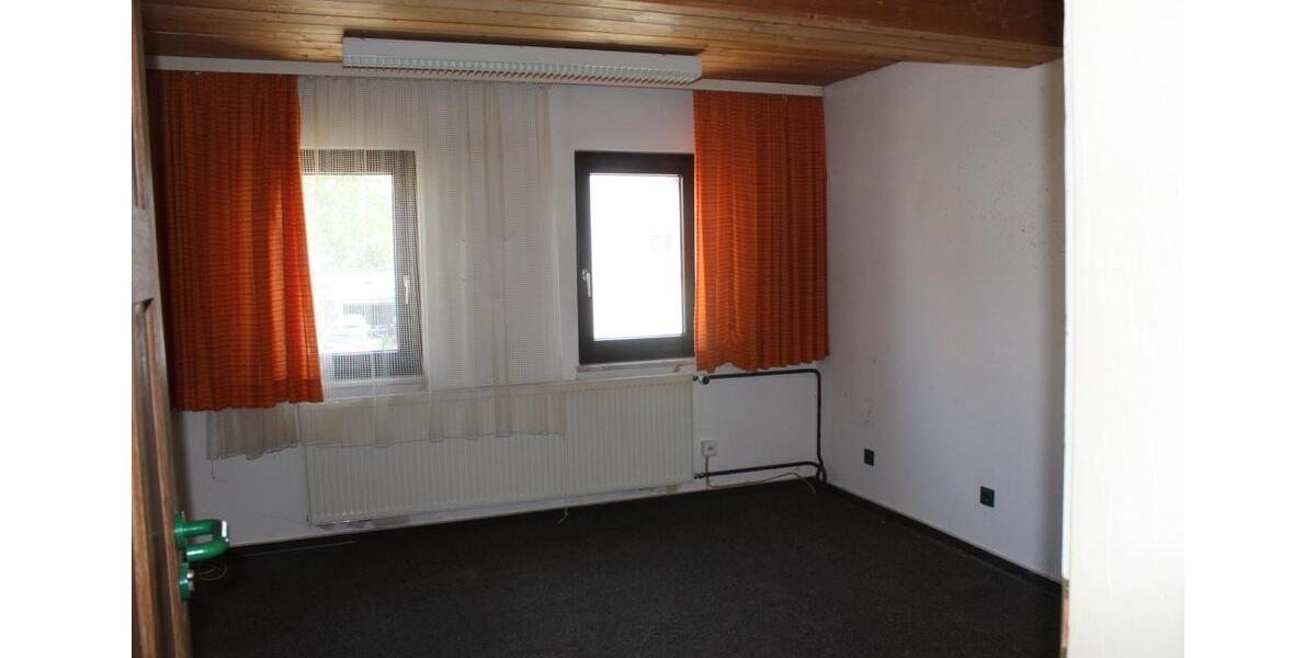 Einfamilienhaus Oerlenbach - 7.5 Zimmer, 165 m&sup2;, 269.000&euro; | Angebot:26837887