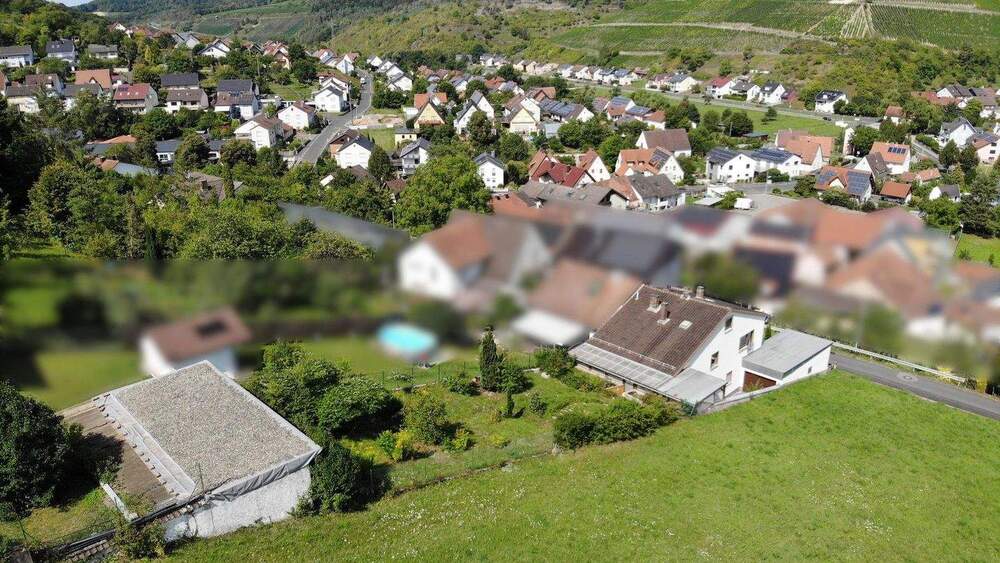 Einfamilienhaus Retzstadt - 8 Zimmer, 185 m&sup2;, 295.000&euro; | Angebot:25716350