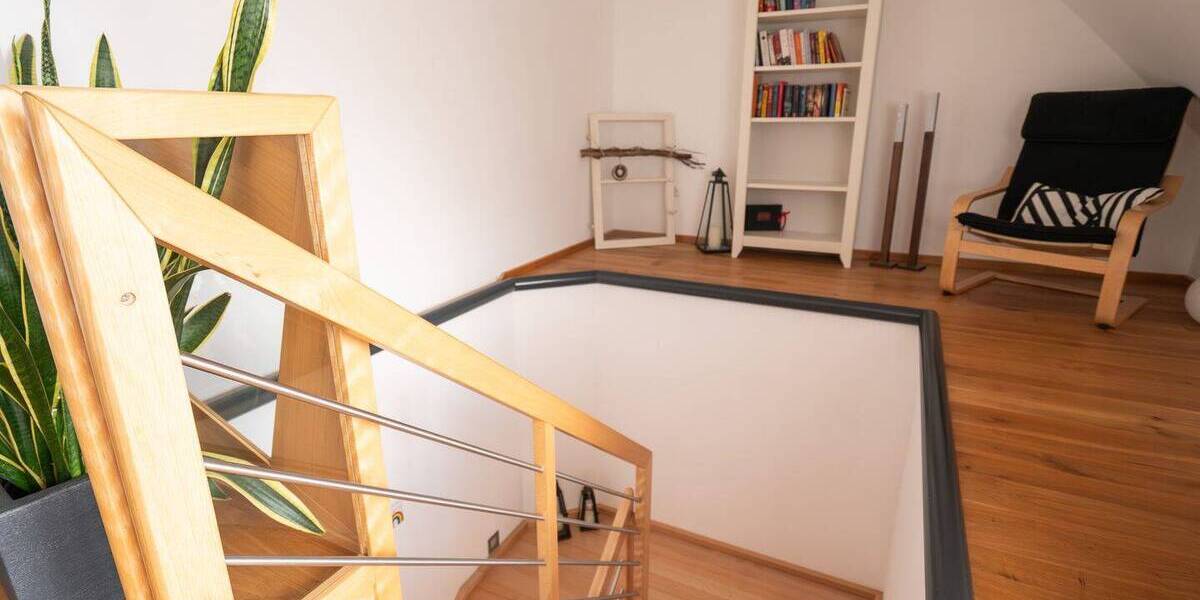 Doppelhaushälfte Elfershausen - 6 Zimmer, 117 m&sup2;, 429.000&euro; | Angebot:26017213