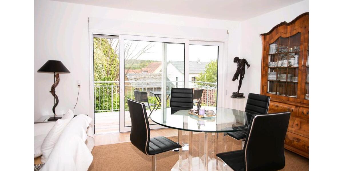 Etagenwohnung Bad Kissingen - 3 Zimmer, 89 m&sup2;, 1.170&euro; | Angebot:25402257