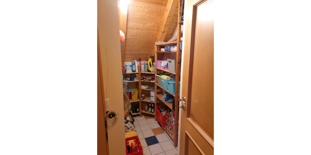 Etagenwohnung Schwarzach am Main - 4 Zimmer, 120 m&sup2;, 1.200&euro; | Angebot:26036592