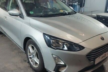 Ford Focus 76.800 km 10.900 &euro; Niederlauer 97618