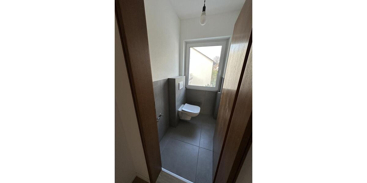 Etagenwohnung Schwebheim - 4 Zimmer, 102 m&sup2;, 1.150&euro; | Angebot:26664475
