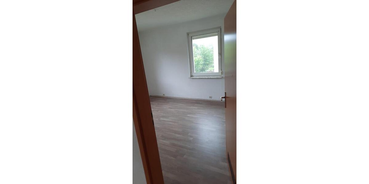 Etagenwohnung Bad Kissingen - 3 Zimmer, 69 m&sup2;, 480&euro; | Angebot:25392040
