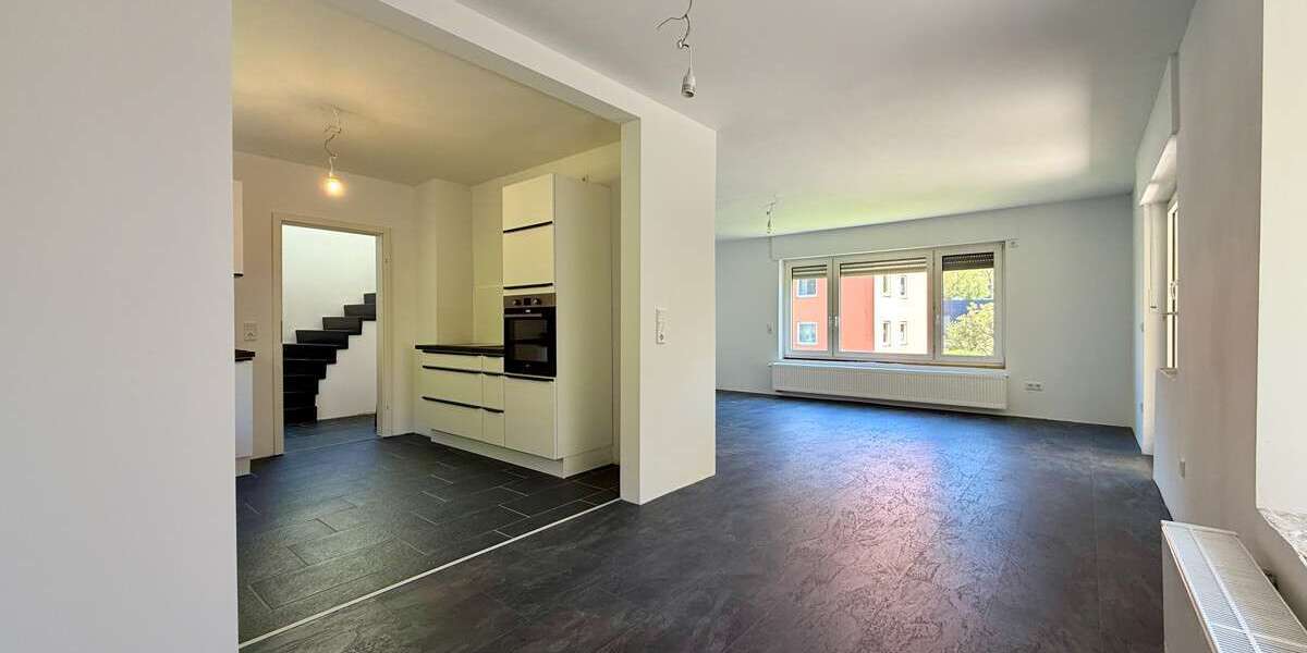 Einfamilienhaus Dittelbrunn - 3 Zimmer, 126 m&sup2;, 320.000&euro; | Angebot:27109793