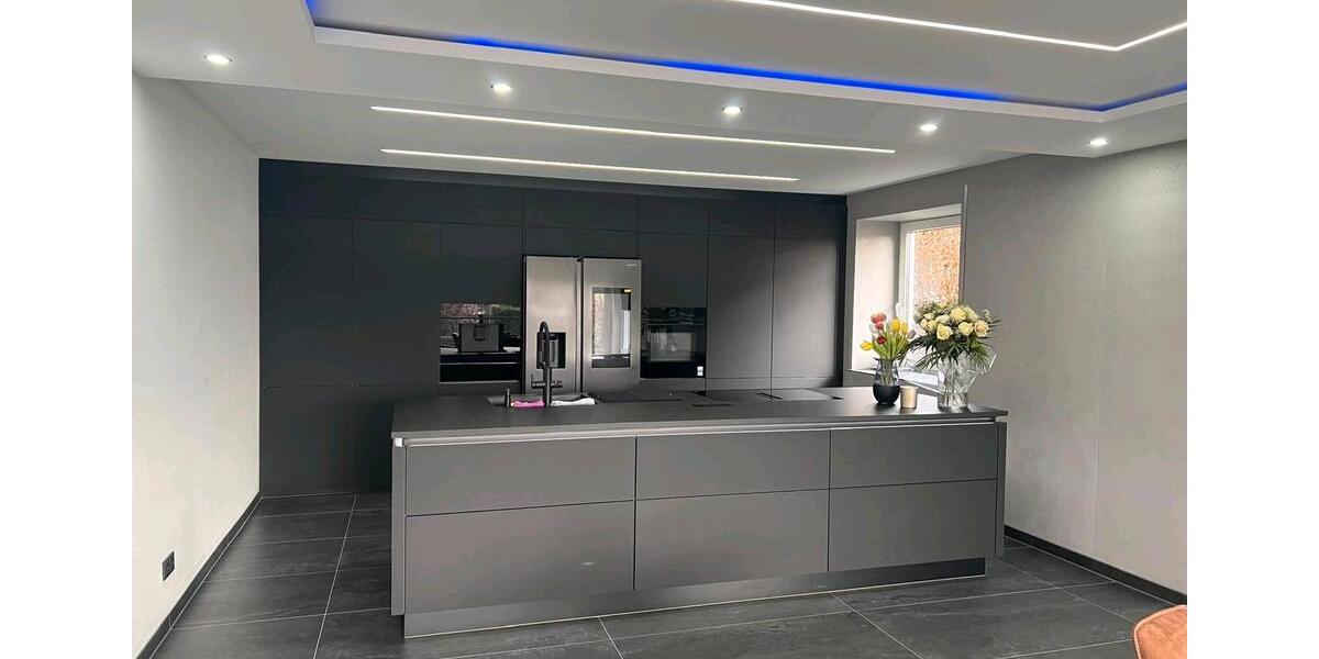 Einfamilienhaus Dittelbrunn - 7 Zimmer, 220 m&sup2;, 875.000&euro; | Angebot:24712361