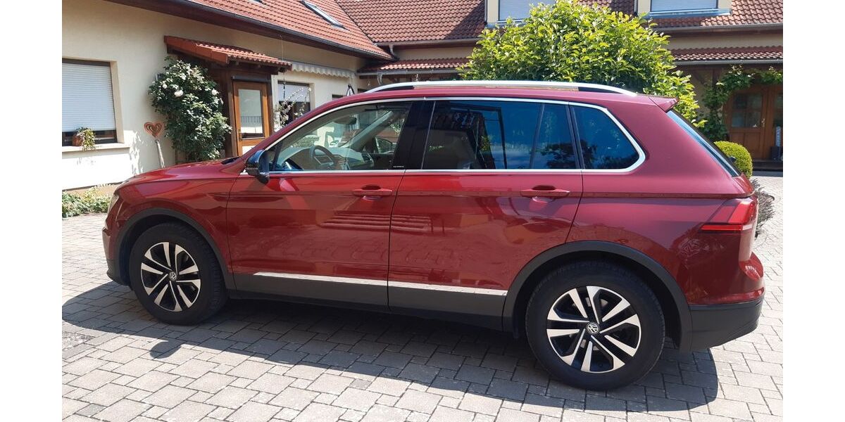 VW Tiguan 142.900 km 15.750 &euro; Stadtlauringen, Birnfeld 97488