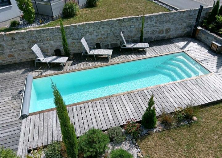 Einfamilienhaus Oberschwarzach - 15 Zimmer, 253 m&sup2;, 827.000&euro; | Angebot:25721162